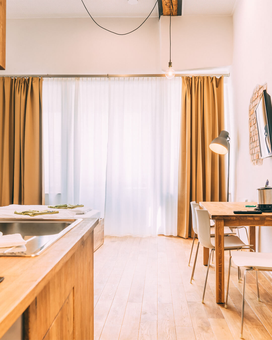 Espace de vie d’un appartement de vacances du Gut Hügle